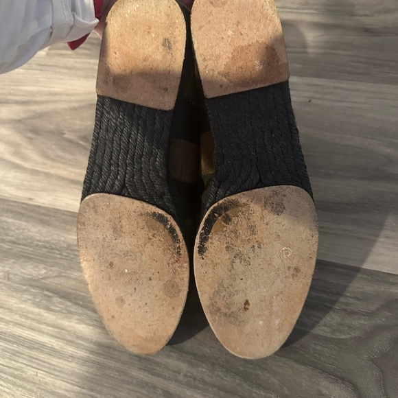 Fendi Pequin Striped Espadrilles! - Picture 5 of 6